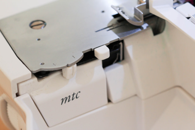 bernina-l450-4