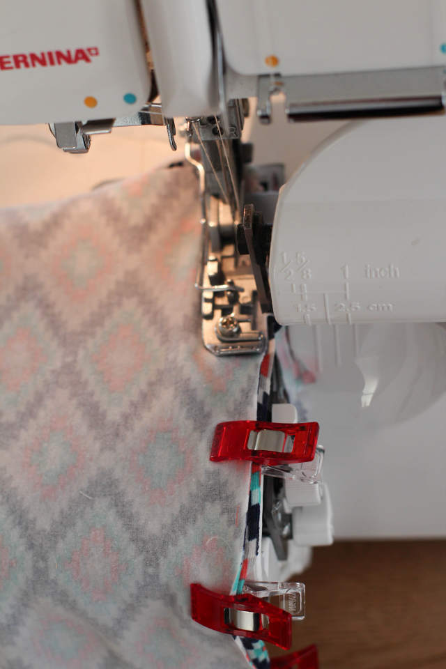 overlock-clover-clips